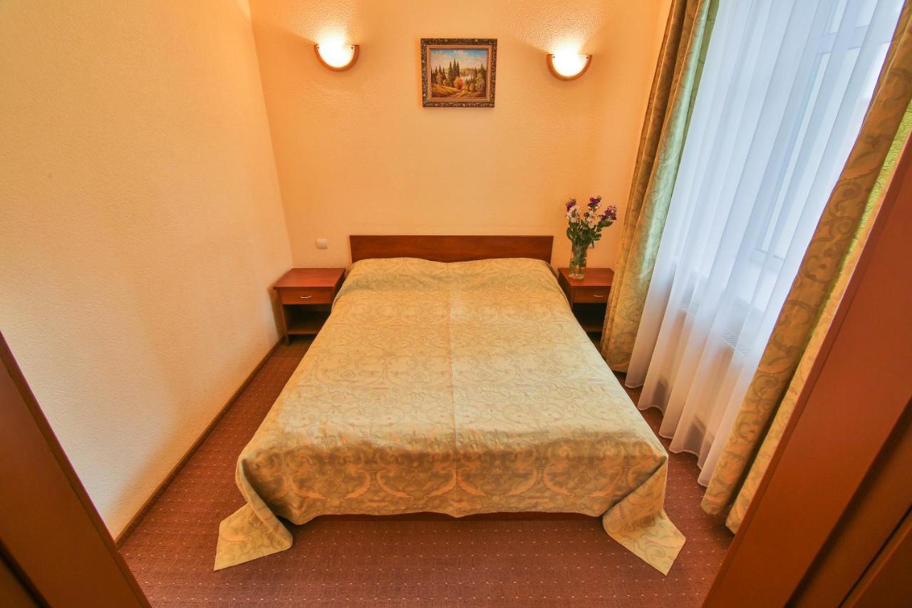 Ukraina 3*
